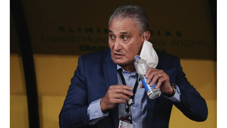 Ettore Chiereguini/AGIF - Tite no comando da Seleção.
