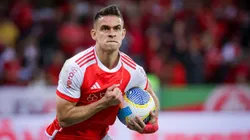 Borre jogador do Internacional comemora seu gol durante partida contra o Atletico-GO no estadio Beira-Rio pelo campeonato Brasileiro A 2024. Foto: Maxi Franzoi/AGIF