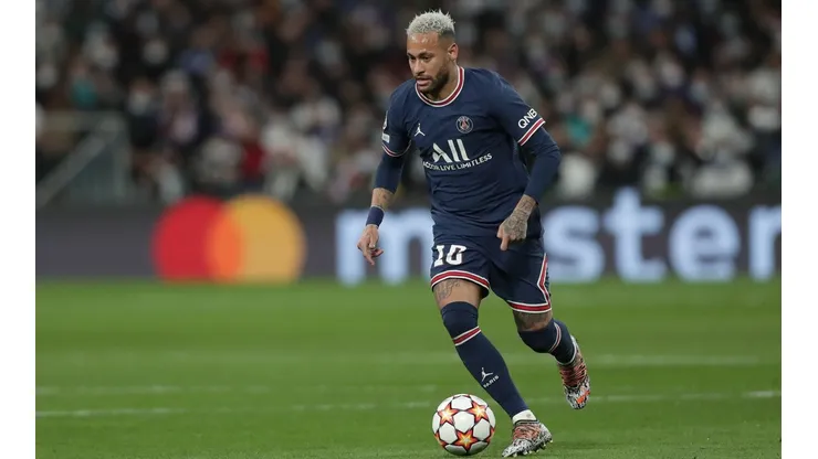 Getty Images/Gonzalo Arroyo Moreno - Tite sai em defesa de Neymar.
