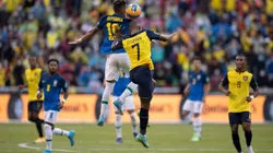 Raphinha e Estupiñán protagonizaram um dos lances polêmicos do duelo entre Brasil e Equador