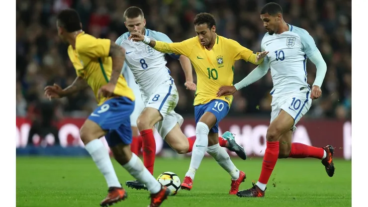 Seleção Brasileira deve enfrentar a Inglaterra em maio; equipes se enfrentaram pela última vez em 2017