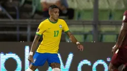 Raphinha deve ser titular nesta quinta-feira (14)