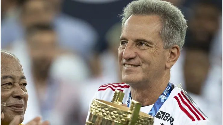 Presidente do Flamengo comemorando o título Carioca de 2024