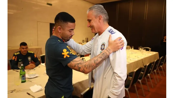 O motivo da não-liberação por parte dos times da Premier League foi a exigência de quarentena destes jogadores no regresso ao Reino Unido.