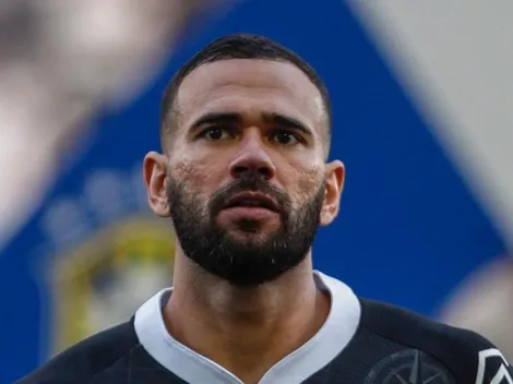 Castan e mais 2: Vasco sofre com surto de Covid-19