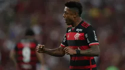 Vitória e Flamengo medem forças na 19ª rodada da Série A.