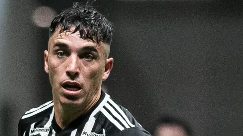 Saravia no Atlético. Foto: Fernando Moreno/AGIF