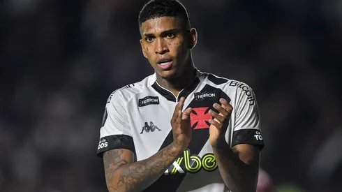 Thiago Ribeiro/AGIF - Raniel atuou pelo Vasco em 2022