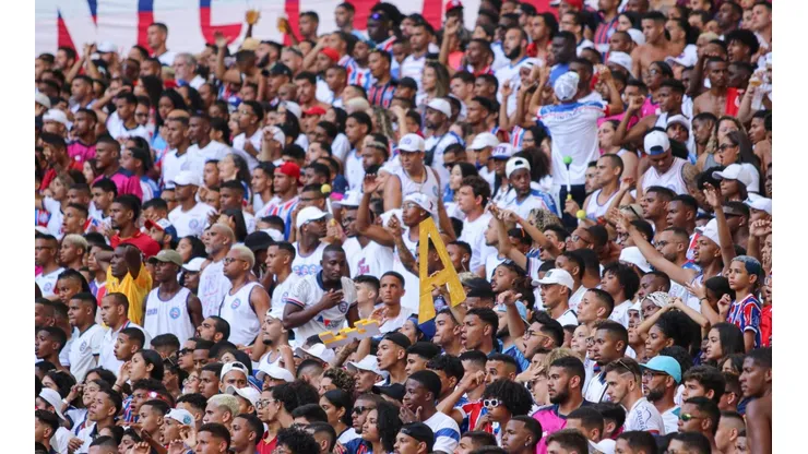 Renan Oliveira/AGIF/ "Tomara que dê certo"; "torcedor do Bahia já sofreu muito"; Torcida do Bahia se manifesta na web após Clube aprovar SAF.