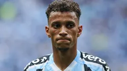Foto: Pedro H. Tesch/AGIF - Bitello marcou oito gols e deu três assistências na Série B.