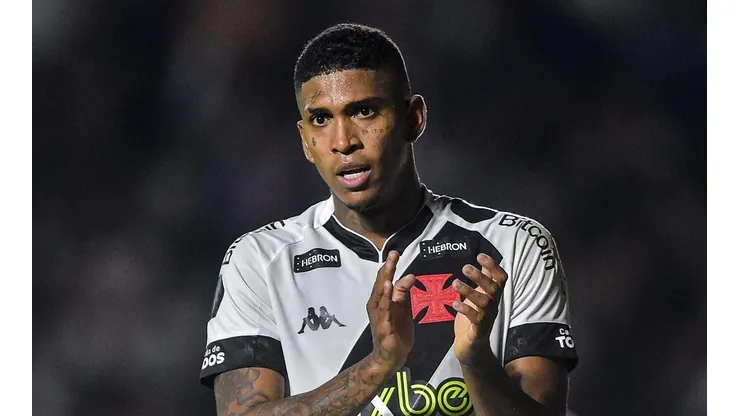 Agif/Thiago Ribeiro - Raniel se despede do Vasco