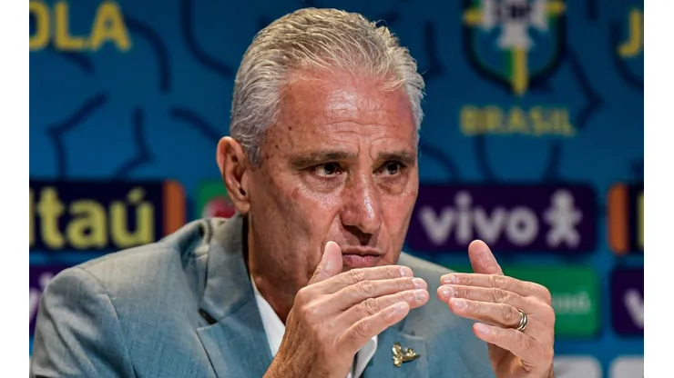 Foto: Thiago Ribeiro/AGIF - Tite terá que encontrar opções no elenco.