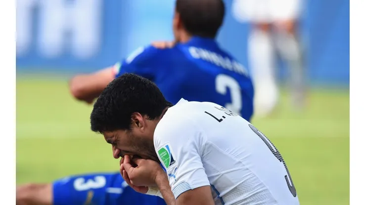 Getty Images/Matthias Hangst - Luis Suárez após morder Chiellini