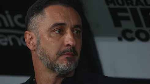 Foto: Marcello Zambrana/AGIF – Vítor Pereira ainda não foi anunciado pelo Flamengo