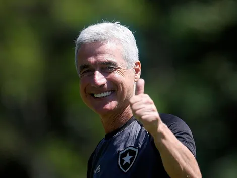 Luís Castro rasga elogios a atacante avaliado em R$ 42 milhões