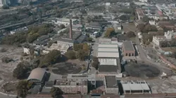 Foto: Reprodução Cartoloucos/YouTube - Terreno do Gasômetro
