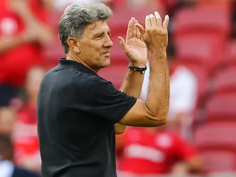 Grêmio vai pagar R$ 200 mil de salário para acertar com centroavante