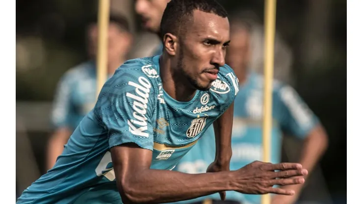Foto: Ivan Storti/Santos FC/Divulgação - Lucas Braga: um dos nomes pedidos pelo Inter ao Santos