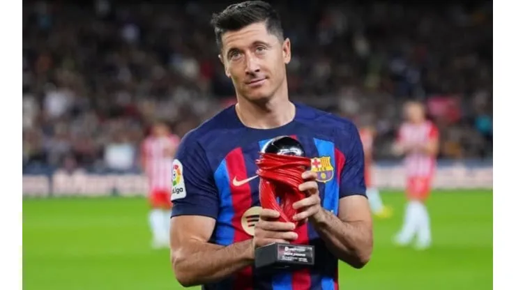 Alex Caparros/Getty Images - Lewandowski fala sobre conversa com Messi