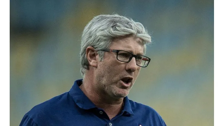 “Odair foi avisado”; Titular do Santos pode ir embora de última hora