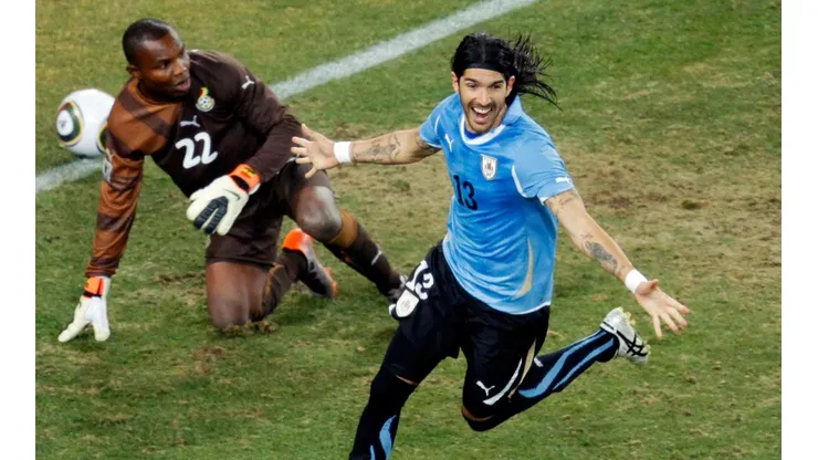 Foto: Dominic Barnardt/Getty Images - Loco Abreu não era conhecido pelo goleiro ganês.