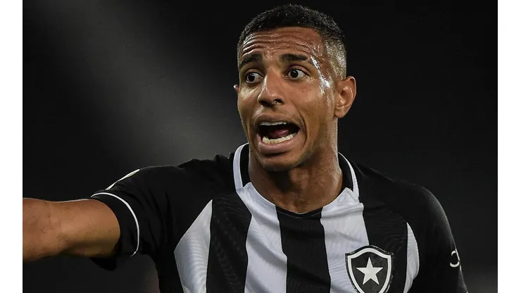Victor Sá abre o jogo e entrega sobre pretensões do Botafogo no Brasileirão