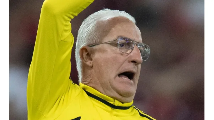 Foto: Jorge Rodrigues/AGIF - Flamengo de Dorival não venceu nenhum jogo pelo Brasileirão no mês de setembro.