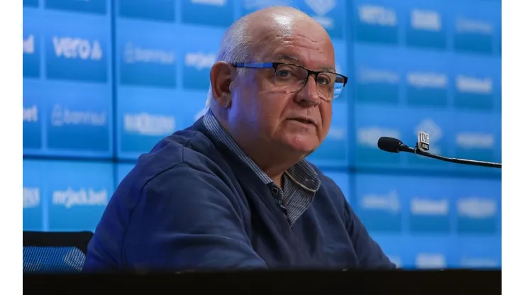 Foto: Bárbara Assmann / Grêmio / Divulgação - Romildo Bolzan: presidente anunciou time titular do Grêmio