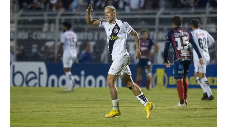 Diogo Reis/AGIF - Wallisson na Ponte.
