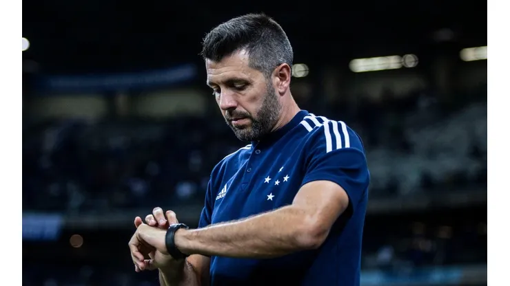 Foto: Cruzeiro/Divulgação - Pezzolano: técnico se manifestou sobre situação do atacante