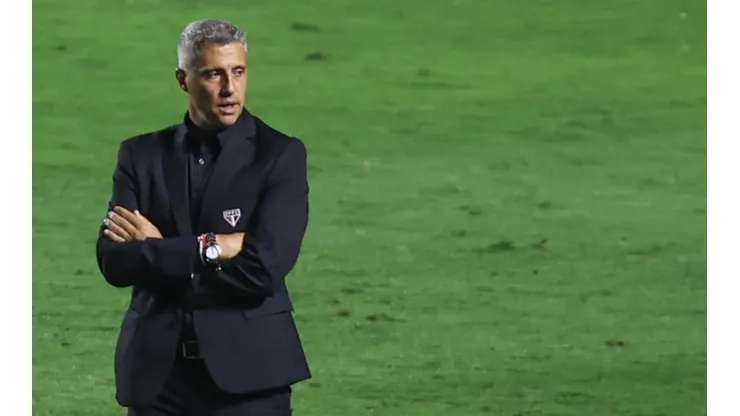 Marcello Zambrana/AGIF - Crespo no comando do SPFC.
