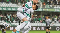 Foto: Robson Mafra/AGIF: Coritiba venceu com gol de Fabrício Daniel