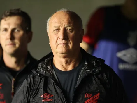 Felipão esgota paciência com elenco do Athletico e liga alerta após derrota