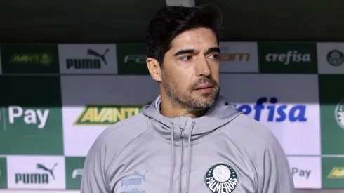 Abel Ferreira em partida sob comando no Palmeiras. Foto: Marcello Zambrana/AGIF