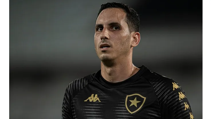 Foto: Jorge Rodrigues/AGIF - Gatito pode não permanecer no Botafogo.