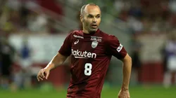Buddhika Weerasinghe/Getty Images. Iniesta exalta ex-parceiro de equipe