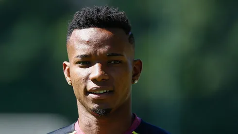 Thiago Mendes não será do Fluminense.