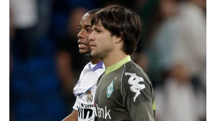 Foto: Jasper Juinen/Getty Images - Robinho e Diego Ribas