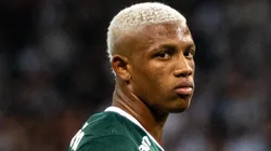 Foto: Alessandra Torres/AGIF - Danilo e mais um são blindados no Verdão