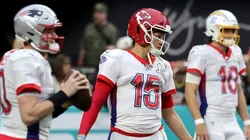 Mac Jones, Patrick Mahomes e Justin Herbert no Pro Bowl da última temporada