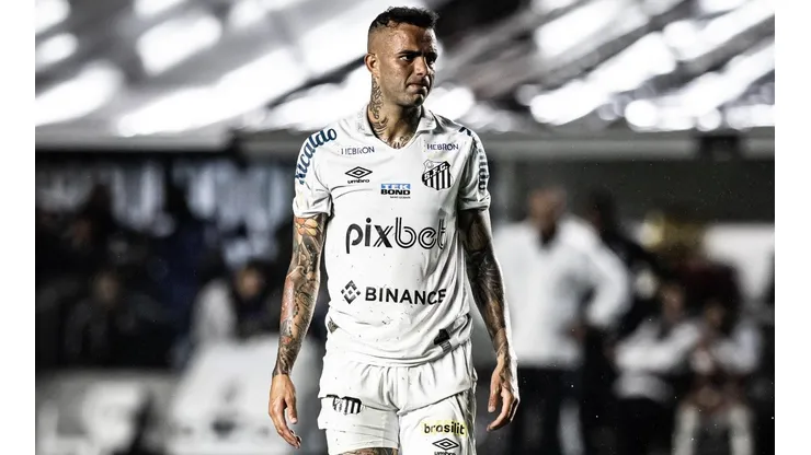 Raul Baretta/AGIF. Luan não tem agradado a comissão técnica do Santos