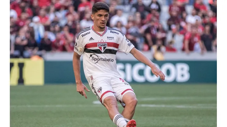 Robson Mafra/AGIF/ Pablo Maia, Rodrigo Nestor e +9; Ceni esboça São Paulo para partida antes da final da Sul-Americana.