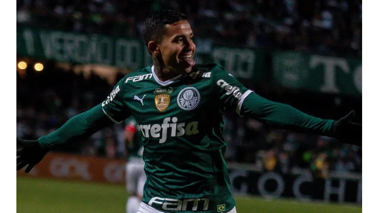 Foto: Gabriel Machado/AGIF - Dudu comemorando gol contra o Coritiba.