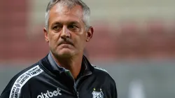 Lisca quando comandava a equipe do Santos - Foto: Fernando Moreno/AGIF