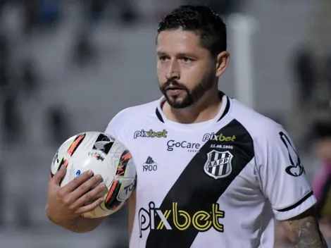 "Cerca de R$7,5 milhões"; 'Parça' de Élvis é oferecido para Atlético-MG e Galo decide não seguir adiante na negociação