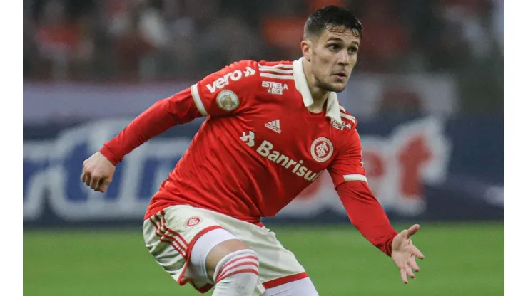 Foto: Maxi Franzoi/AGIF - Bustos pode voltar ao Inter