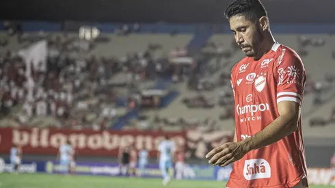 Foto: Heber Gomes/AGIF - Vila Nova está com 34 pontos no atual momento.