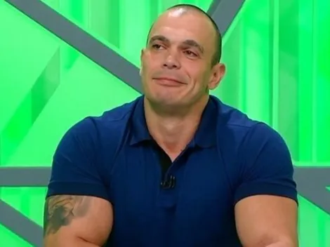 Comentarista pede para volantes do Corinthians baterem em estrela do Flamengo