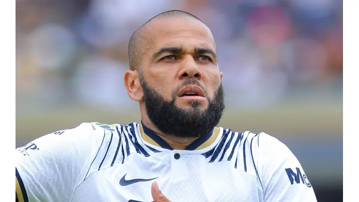 - Daniel Alves