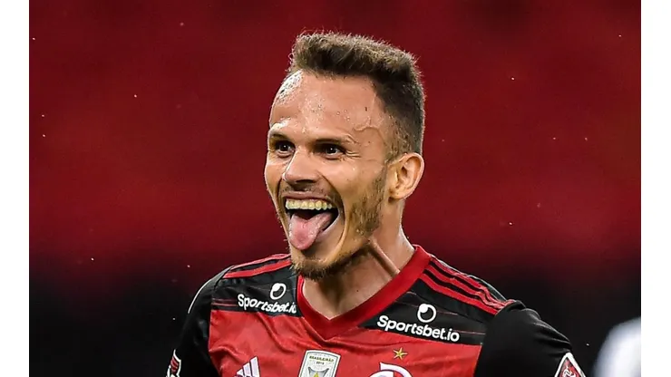 “Devem estar perplexos”; Situação de Renê no Inter faz torcida colorada disparar comentários e rubro-negros são “chamados”